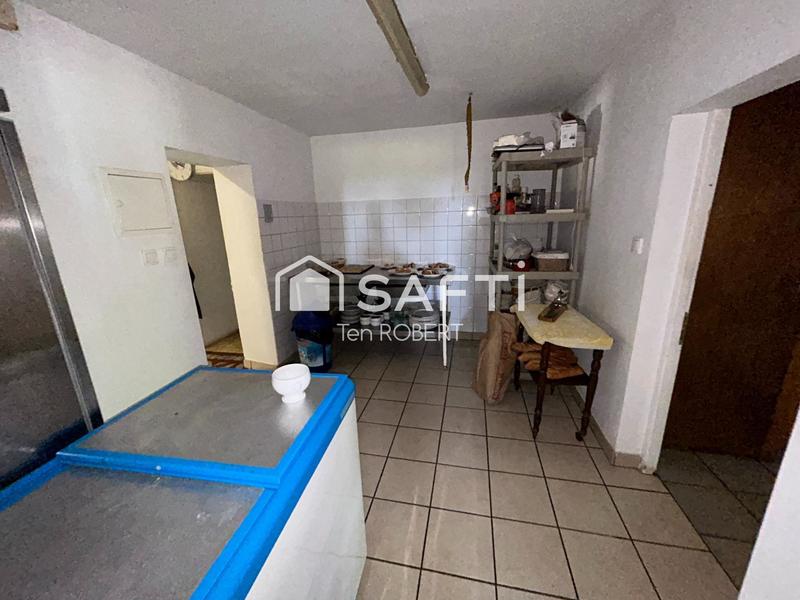 Local commercial - 248 m²