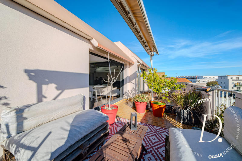 Appartement - 84 m² - 3 pièces