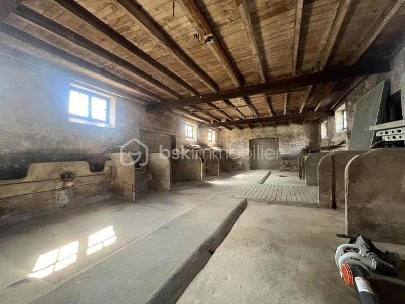 Corps de ferme - 166 m² - 7 pièces