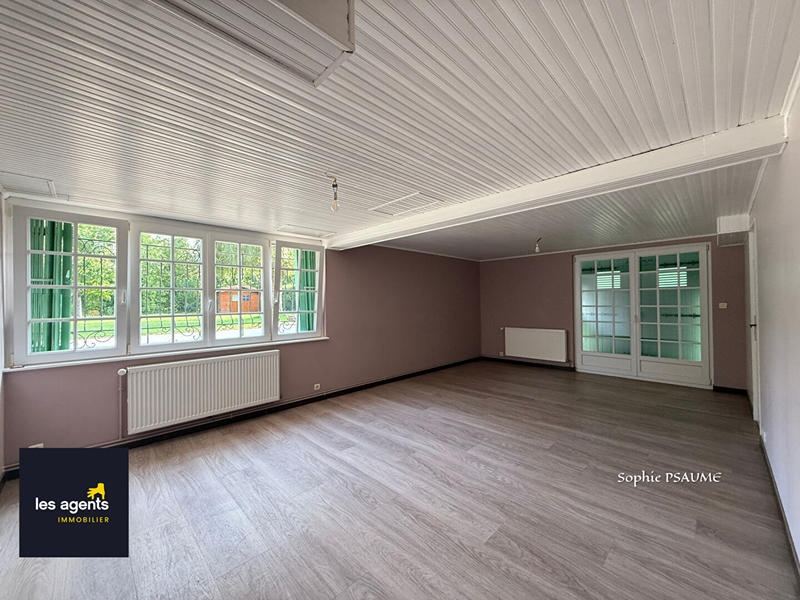 Maison - 260 m² - 9 pièces