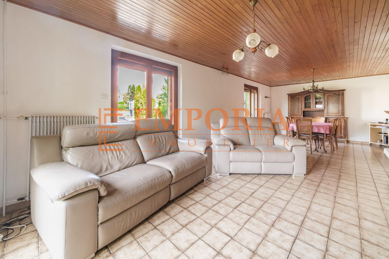 Maison - 184 m² - 8 pièces