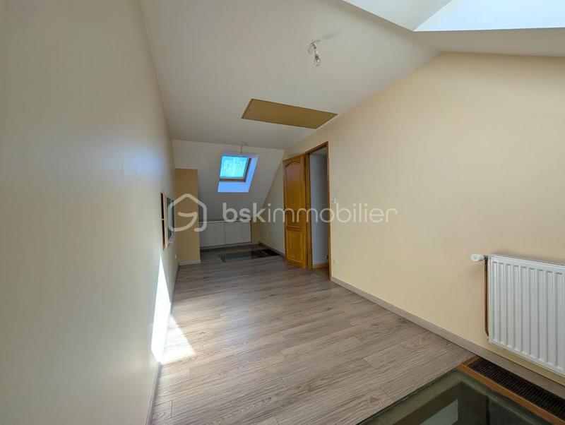 Maison - 180 m² - 7 pièces