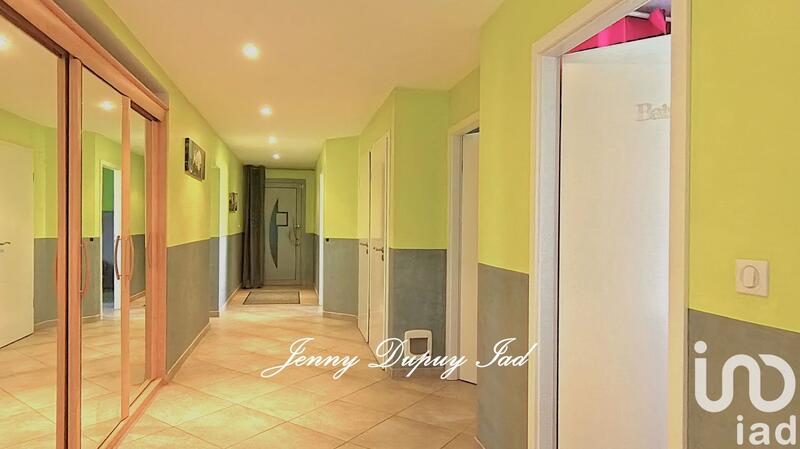 Maison de maîtres - 208 m² - 8 pièces