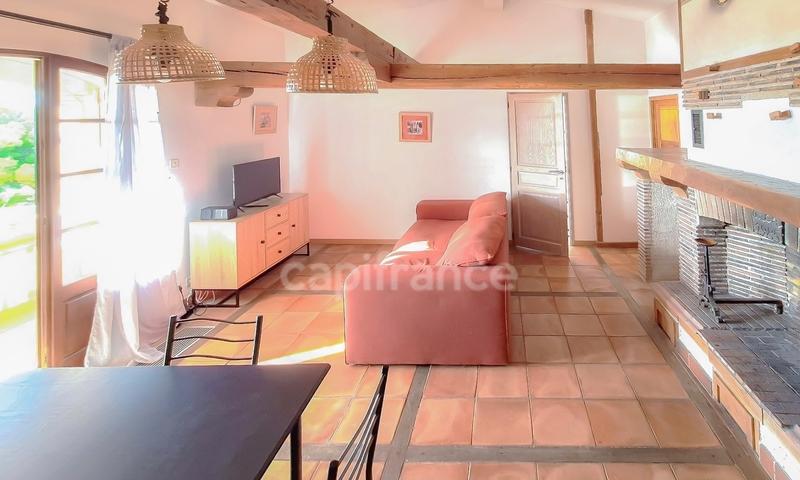 Villa - 266 m² - 8 pièces