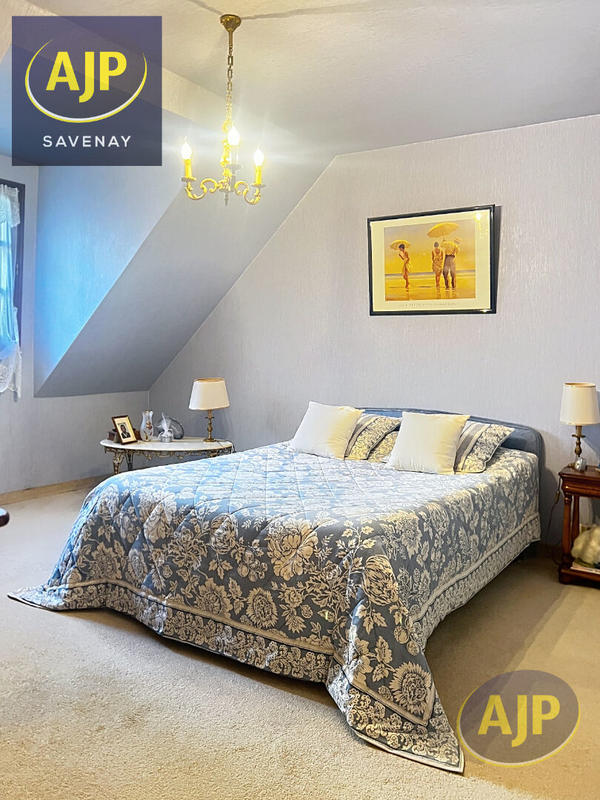 Maison - 143 m² - 6 pièces