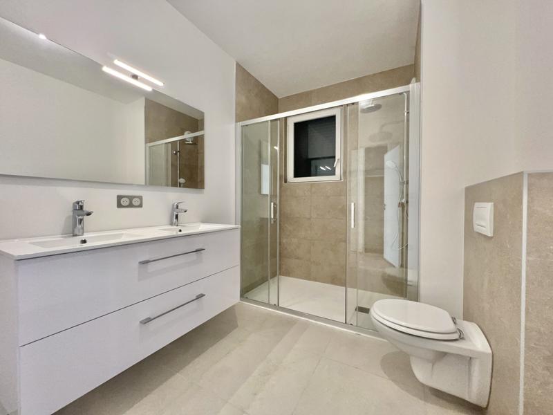 Appartement - 224 m² - 5 pièces