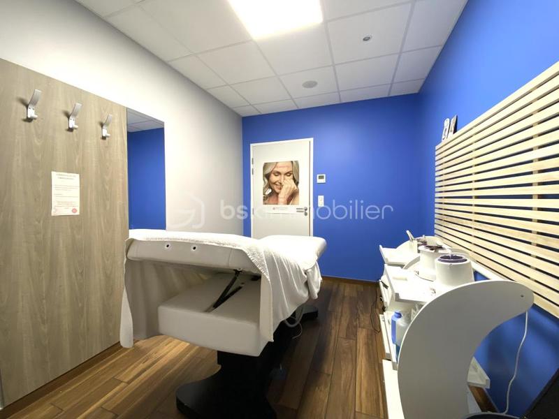 Beauté / Bien-être - 130 m²