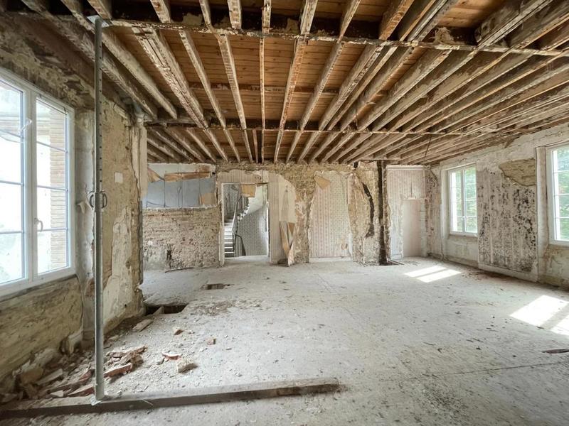 Maison - 500 m² - 10 pièces