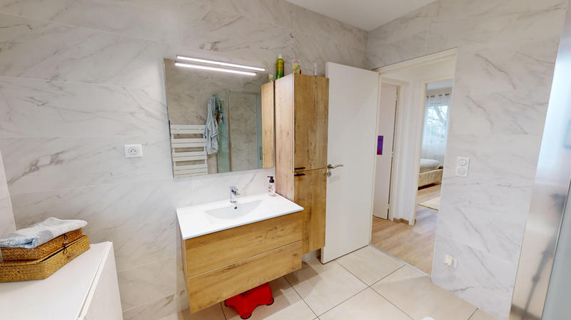 Maison - 137 m² - 6 pièces