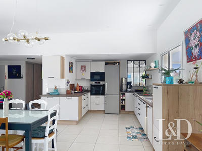 Maison - 175 m² - 5 pièces