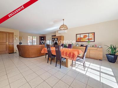 Maison - 128 m² - 5 pièces