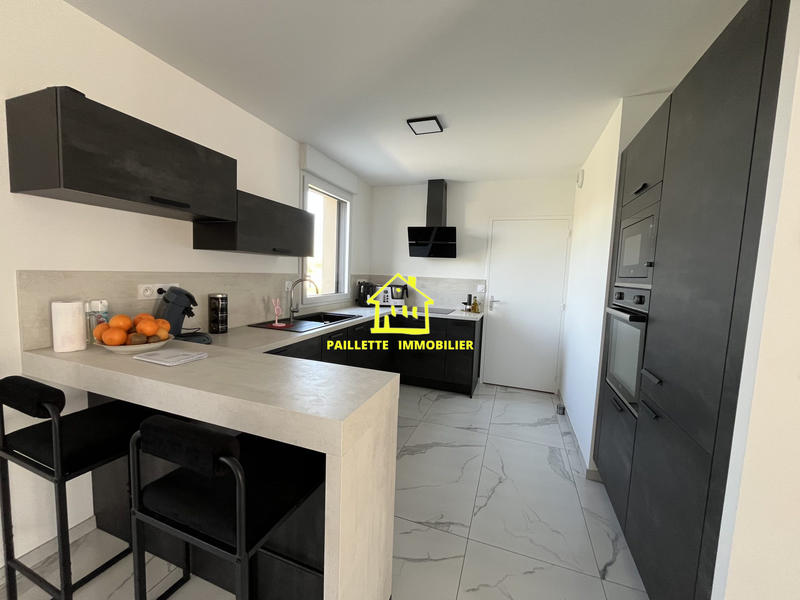 Maison - 98 m² - 5 pièces