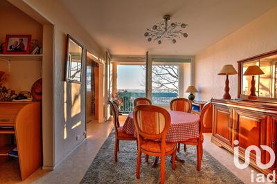 Appartement - 74 m² - 4 pièces