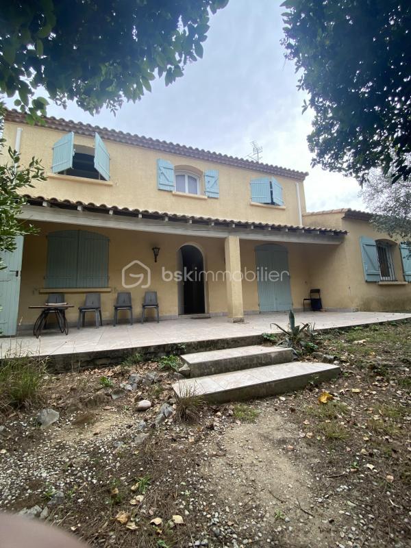 Villa - 165 m² - 6 pièces