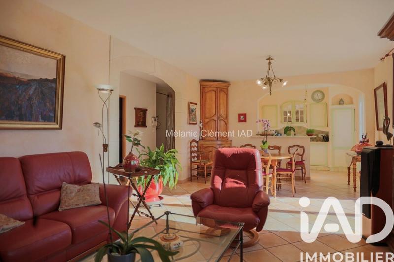 Maison - 227 m² - 10 pièces