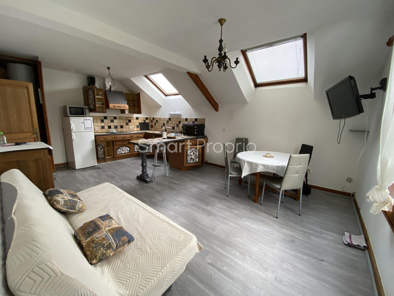 Maison - 180 m² - 8 pièces