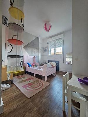 Maison - 84 m² - 4 pièces