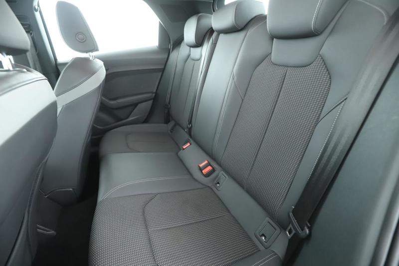 Audi A1 sportback 30 Tfsi s line s tronic 7 116 ch