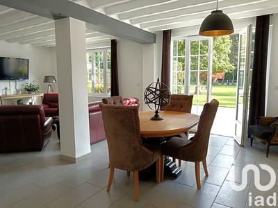 Maison - 400 m² - 10 pièces