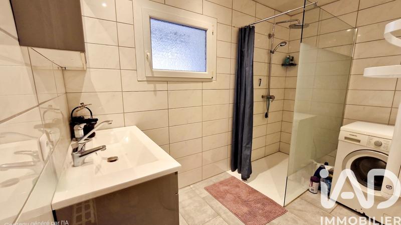 Maison - 180 m² - 5 pièces