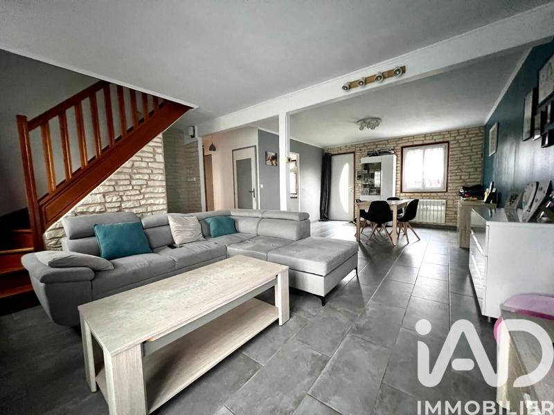 Maison - 90 m² - 4 pièces