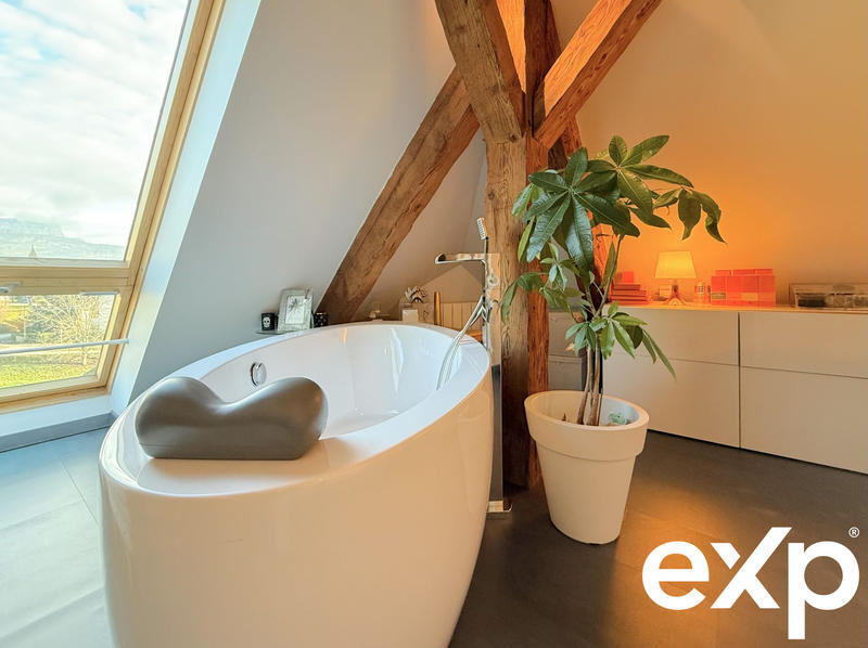 Appartement - 126 m² - 5 pièces