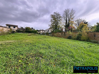 Terrain - 880 m²