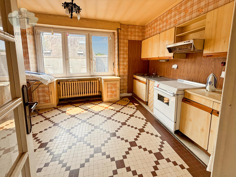 Maison - 189 m² - 9 pièces