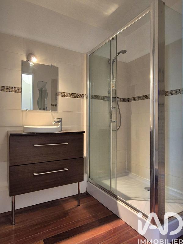 Studio - 25 m² - 1 pièce