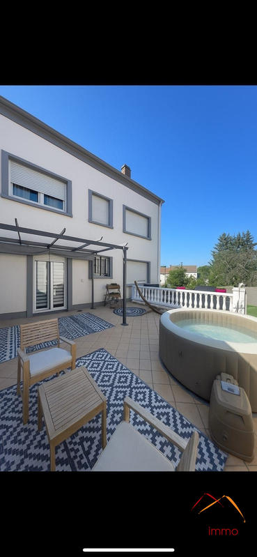 Maison - 134 m² - 6 pièces