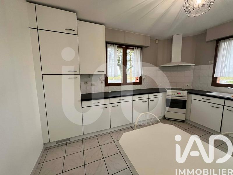 Maison - 90 m² - 3 pièces