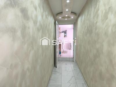 Maison - 178 m² - 9 pièces