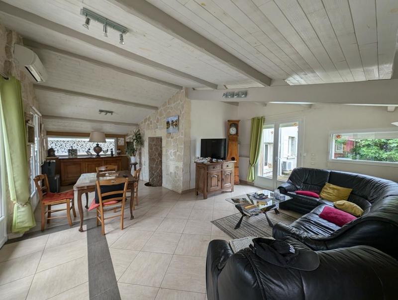 Maison - 147 m² - 6 pièces