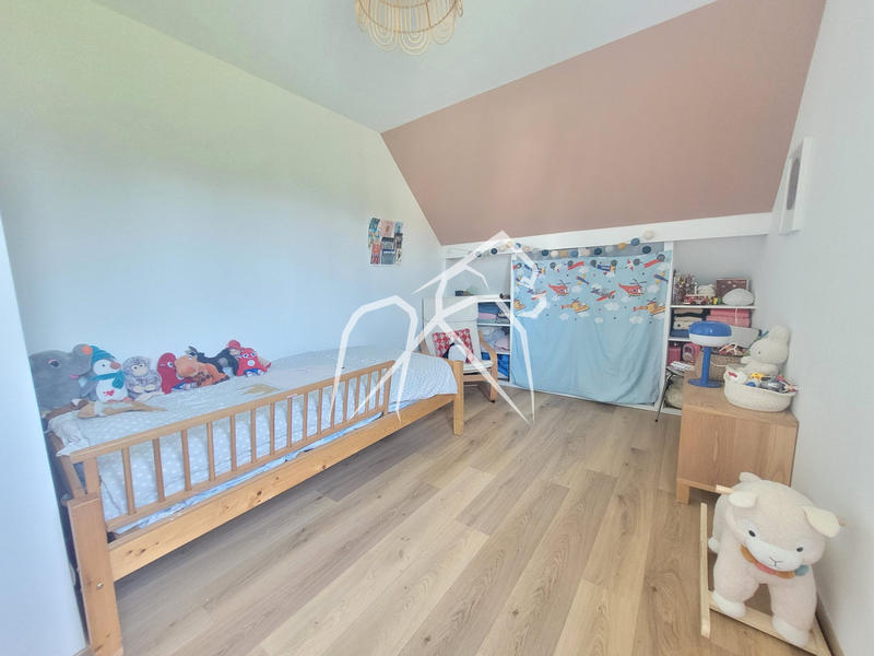 Maison - 115 m² - 5 pièces