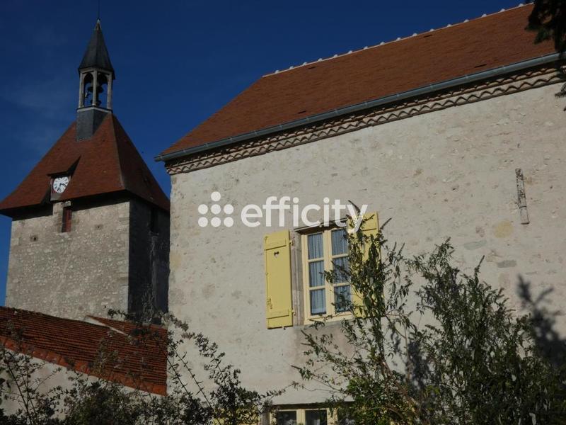 Maison - 307 m² - 10 pièces