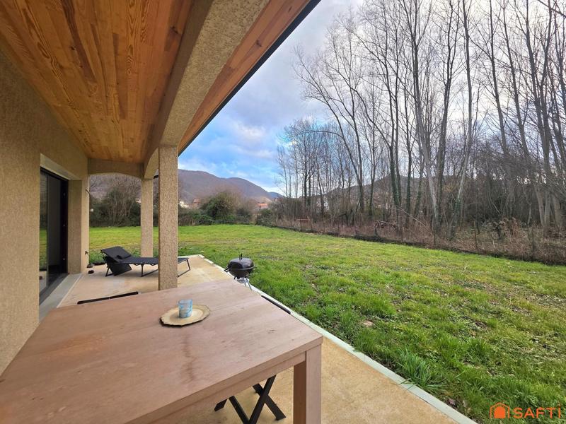 Maison - 97 m² - 5 pièces