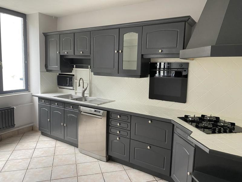 Appartement - 219 m² - 8 pièces