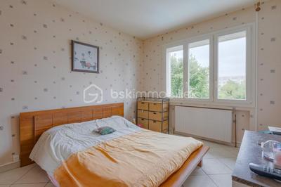 Maison - 200 m² - 6 pièces