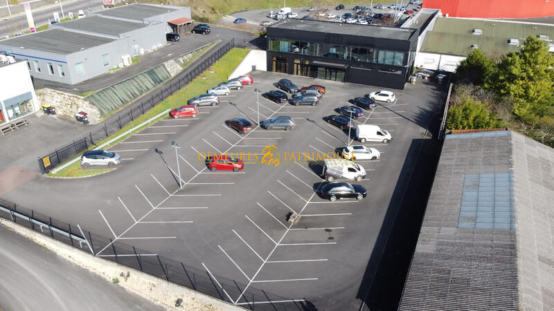 Local commercial - 580 m²