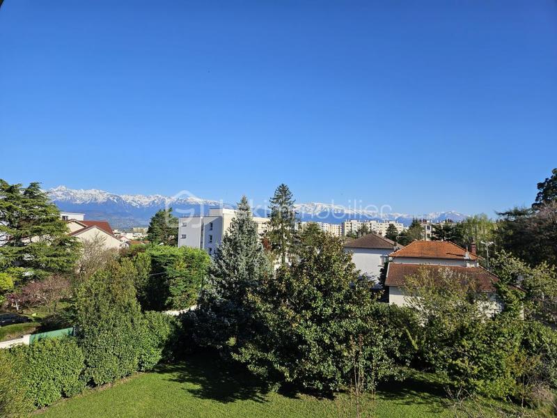 Demeure - 185 m² - 8 pièces