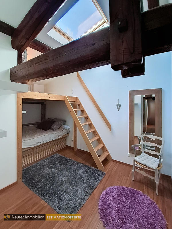 Maison - 104 m² - 4 pièces