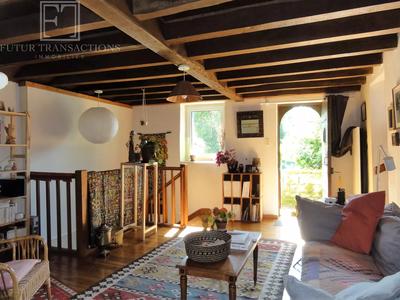 Maison - 200 m² - 8 pièces