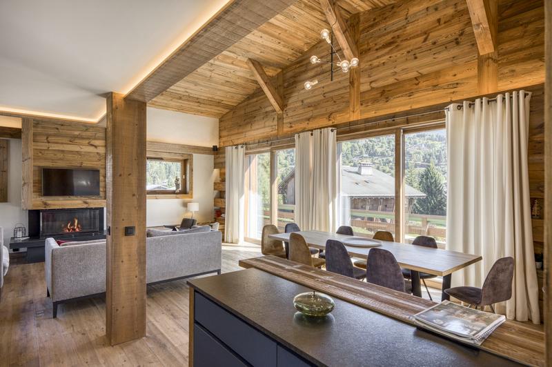 Châlet - 234 m² - 8 pièces