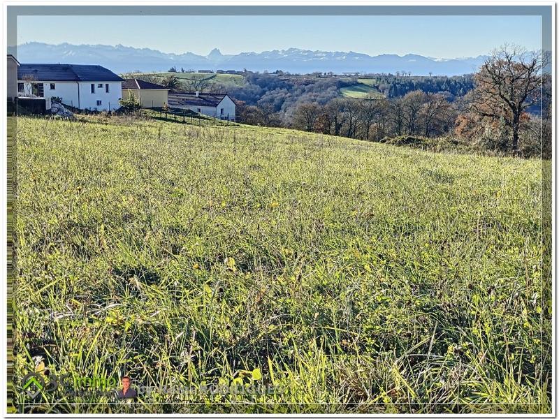 Terrain constructible - 1 502 m²