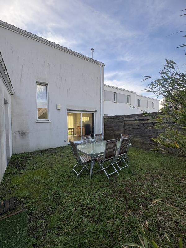 Maison - 92 m² - 5 pièces