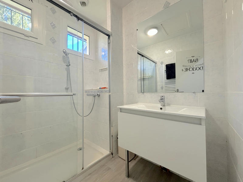 Maison - 92 m² - 5 pièces