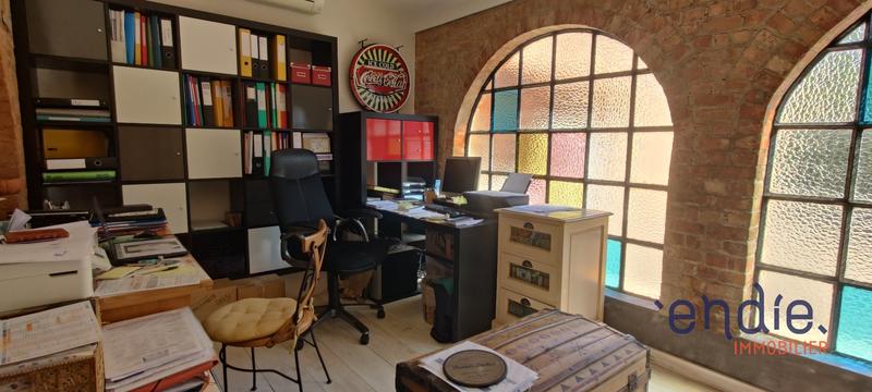 Maison - 450 m² - 15 pièces