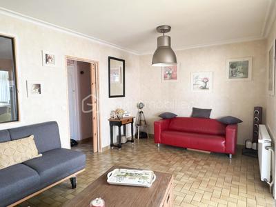 Maison - 90 m² - 6 pièces