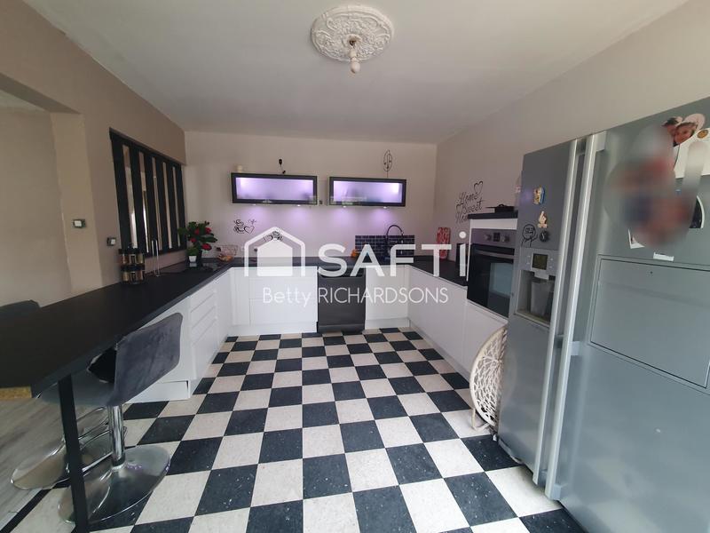 Maison - 107 m² - 7 pièces