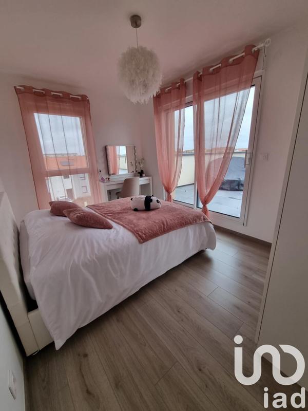 Appartement - 80 m² - 5 pièces